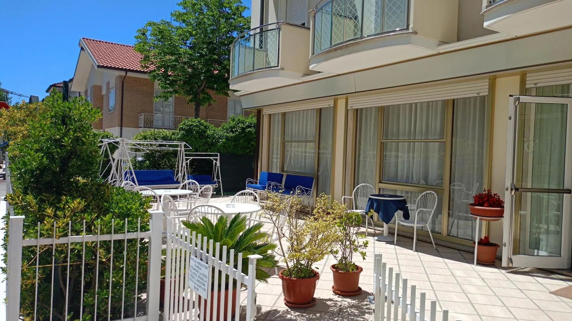Hotel Rossella Riccione 2*,