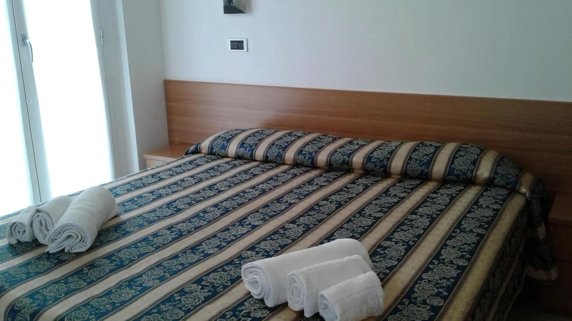 Hotel Rossella Riccione 2*,